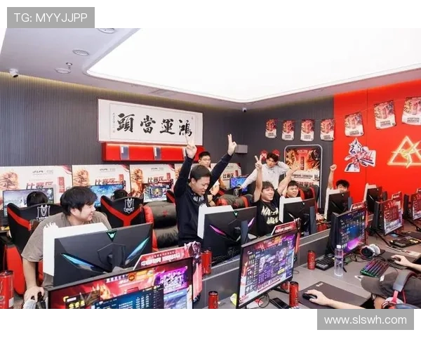 《全球电竞赛事热度持续攀升 各大战队争夺年度冠军激战正酣》 《全球电竞赛事热度持续攀升 各大战队争夺年度冠军激战正酣》