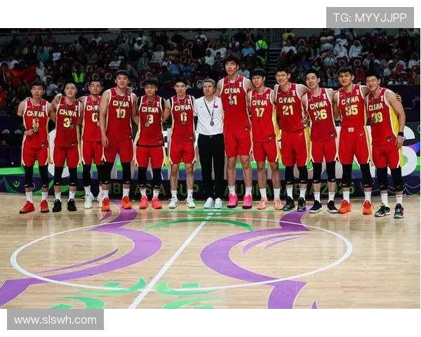 中国男篮奋勇拼搏逆转韩国队 获亚洲杯四强席位 展现新一代实力 中国男篮奋勇拼搏逆转韩国队 获亚洲杯四强席位 展现新一代实力