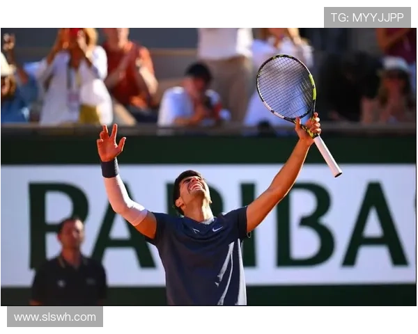 德约科维奇强势回归年终总决赛力克劲敌再度刷新网球传奇纪录 德约科维奇强势回归年终总决赛力克劲敌再度刷新网球传奇纪录