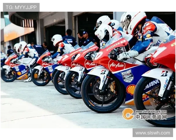 MotoGP赛季新星崭露头角,多位车手争夺年度冠军殊荣