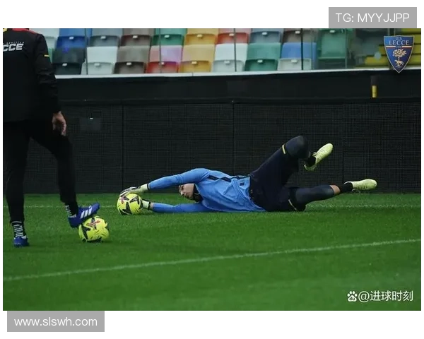 萨勒尼塔纳新赛季备战正式启动 球队引援与战术调整引关注